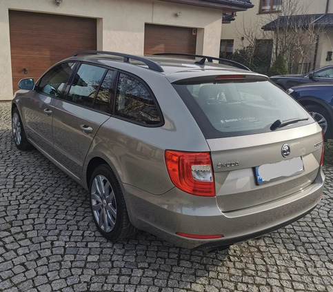 Skoda Superb cena 53999 przebieg: 237730, rok produkcji 2015 z Świeradów-Zdrój małe 79